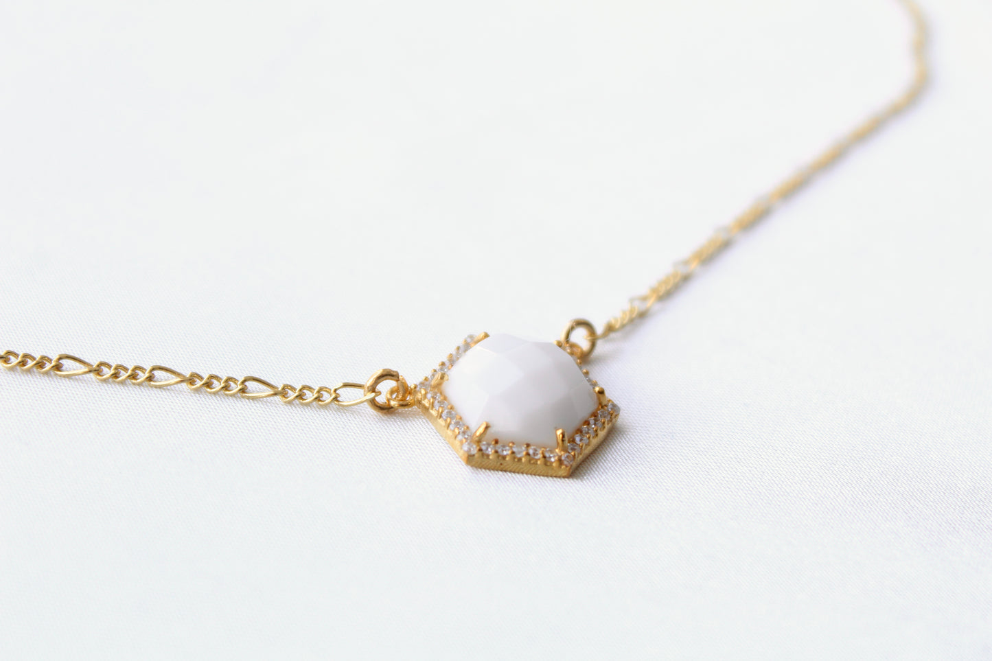 Prima Pendant Necklace