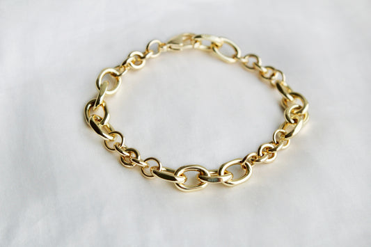 Golden Links Bracelet