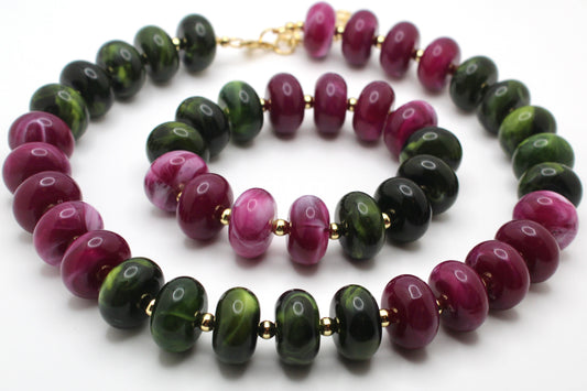 Chunky Plum & Moss Necklace (with FREE gift)